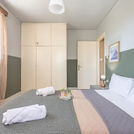 Apartment Castle's Nest 2 *