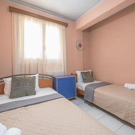 Castle's Nest 2 Kástro Tornéze