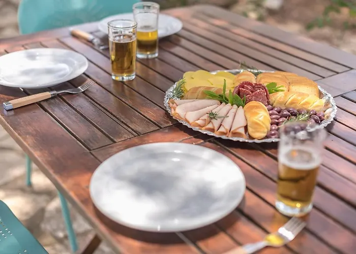 Διαμέρισμα Castle's Nest 2 *